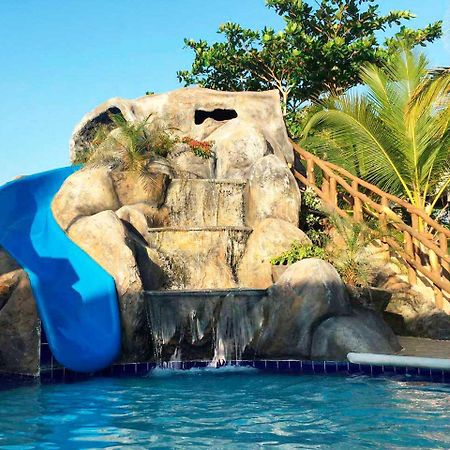 Cabanas Aqua Blue Coveñas Εξωτερικό φωτογραφία